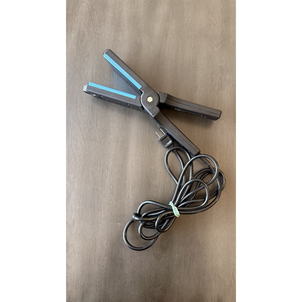 Solano Sapphire Iron Hair Straightener Flat Iron Black Ceramic Italy Salon